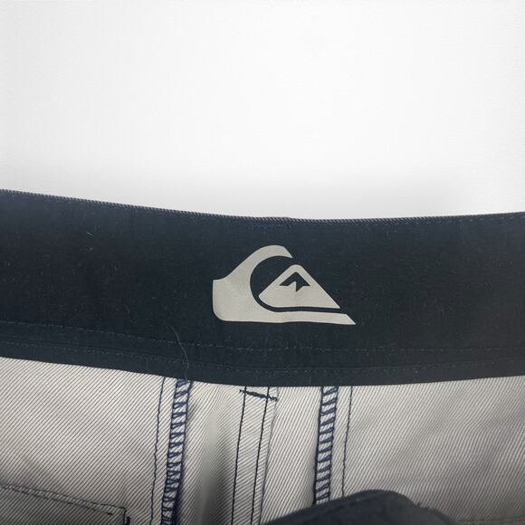 Quiksilver Amphibians Men's Navy Outdoor Casual Performance Shorts Waist 32‎ - Picture 4 of 8